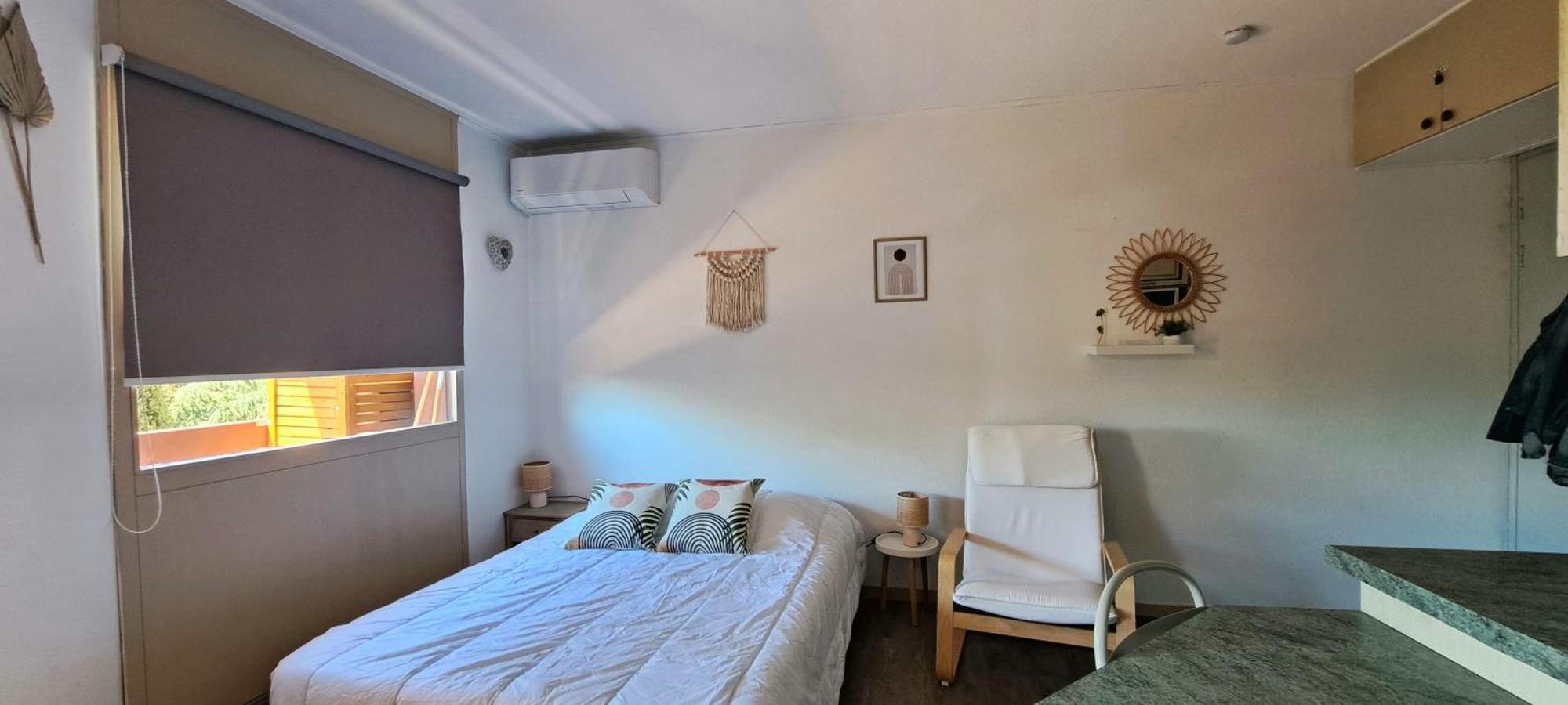 Studio Meuble Cures Thermales Avec Vue Gréoux-les-Bains Exterior foto